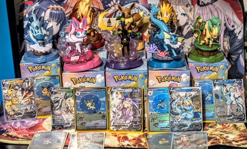 Pokemon eeveelution figure - pokemon,